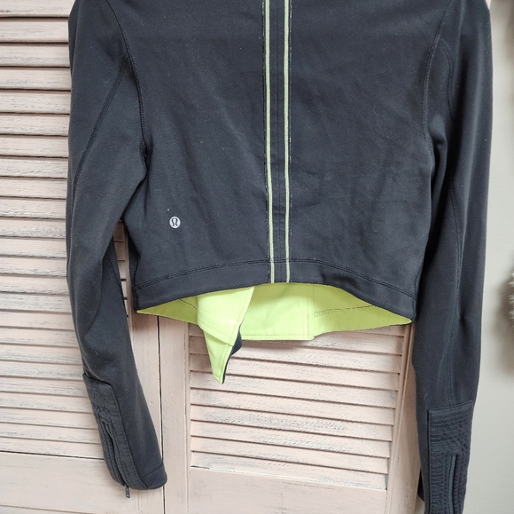 Lululemon Cropped Jacket - Picture 3 of 3